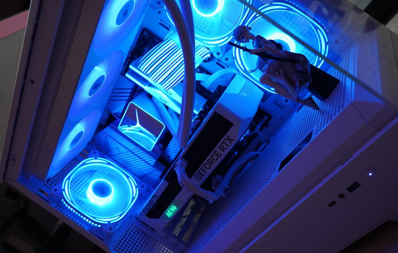 技嘉rtx4060ti雪鹰,技嘉雪鹰4060ti显卡测评