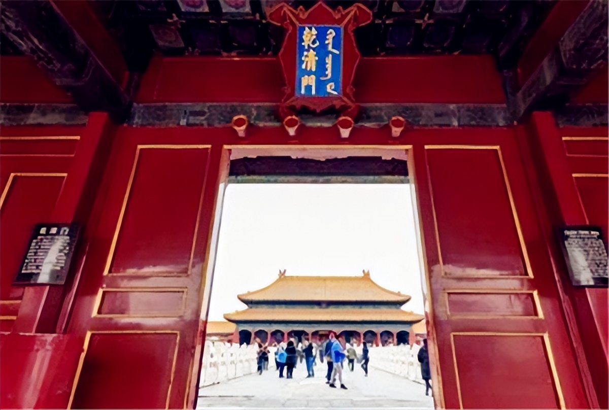 地球上有三个门,世界上四扇打不开的门