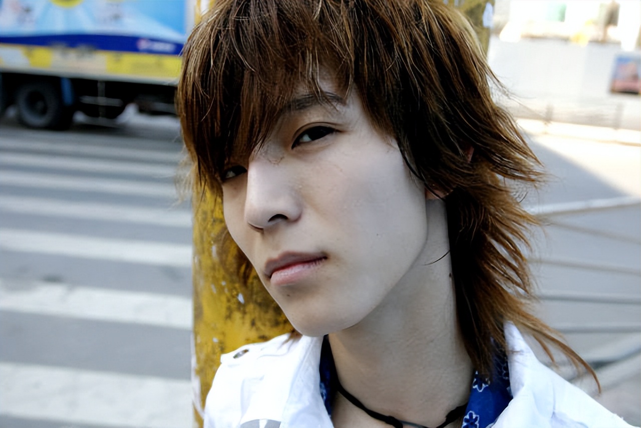 郭敬明小时代为什么又火了 (郭敬明小时代大家怎么看)