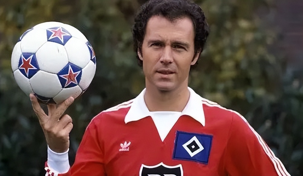 11号最佳足球运动员是谁,中国最佳足球运动员