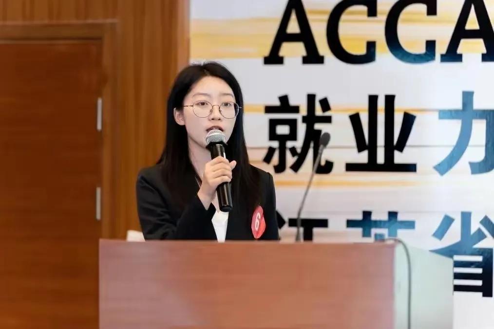 江苏各科满分女学霸,江苏最厉害的女学霸