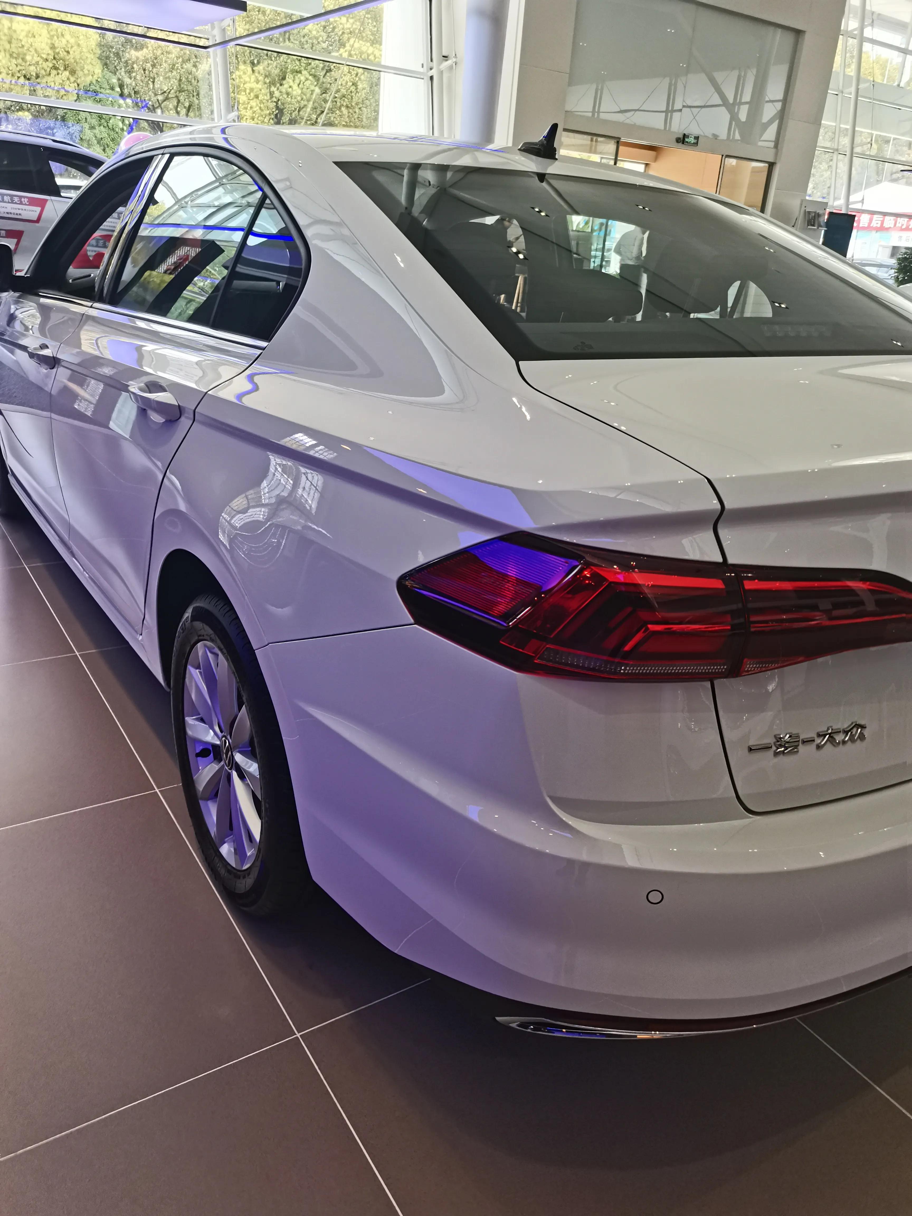 一汽大众宝来2021价格表8月份,一汽大众宝来水温很快就升到90度