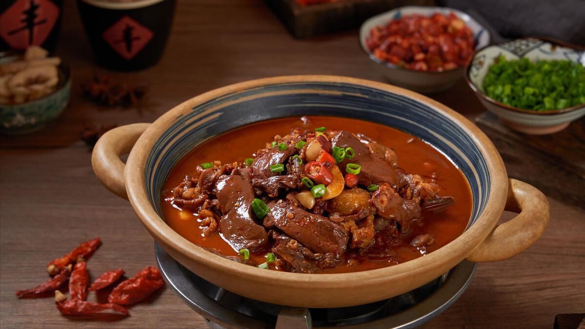 外国人尝湖南美食,超正宗的湖南美食