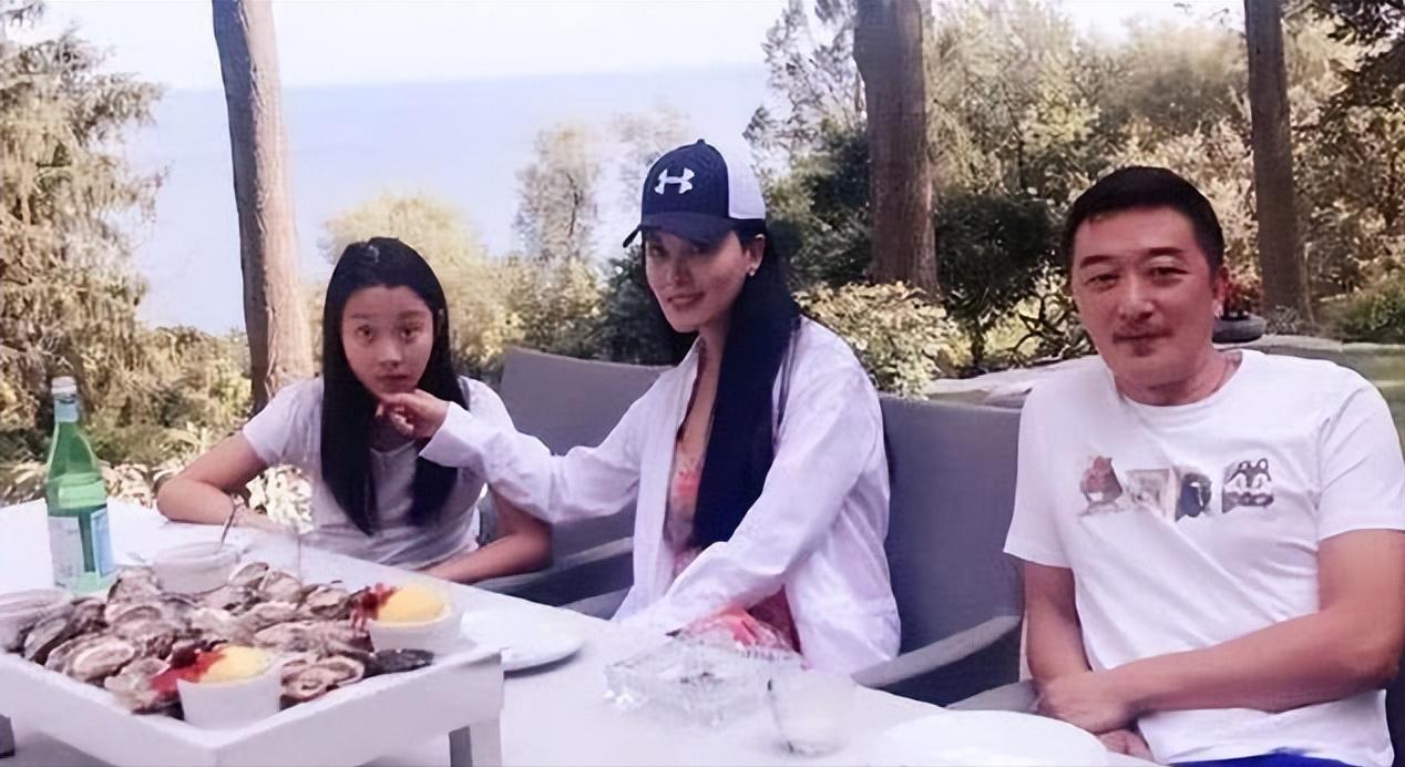 不出轨、爱老婆会赚钱还长得帅，这样的极品好男人娱乐圈还有8个