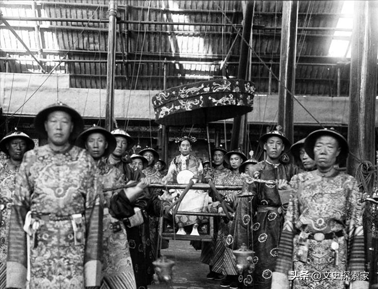 李莲英墓被打开完整视频,1966年李莲英墓被发掘