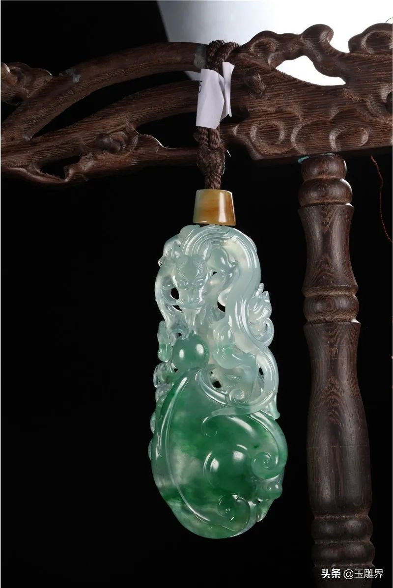 翡翠天工奖得主是谁,历届翡翠天工奖金奖作品