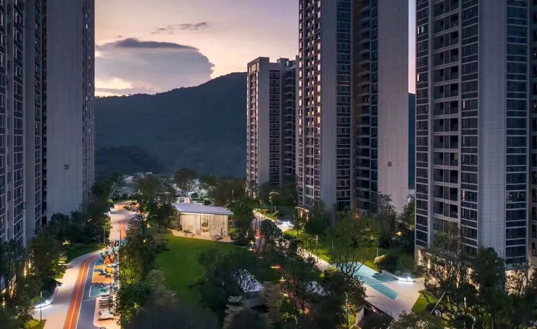 地产行业“卸妆”，什么样的房企更具安全性和长期价值？