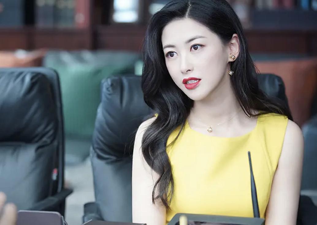 女星珠圆玉润和骨瘦如柴的差距,女星瘦骨如柴珠圆玉润