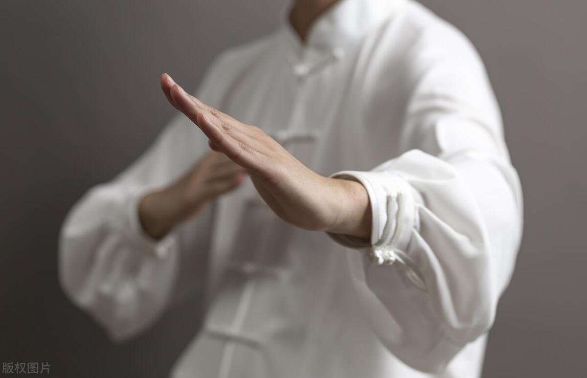 苹果手机相机亮度设置,手机相机怎么调曝光度和饱和度