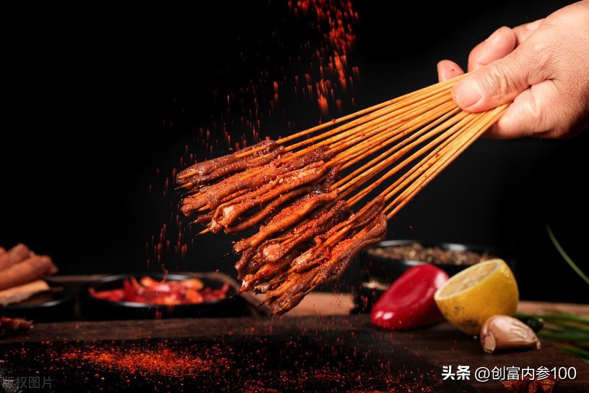 烧烤卖什么成本低利润高,烧烤摊赚钱过程