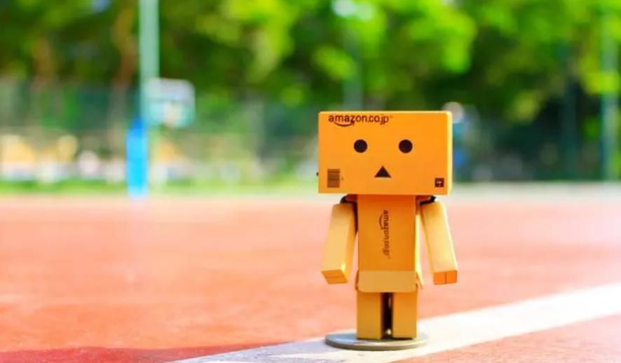 留守儿童被歧视例子,当过留守儿童的人内心都比较自卑