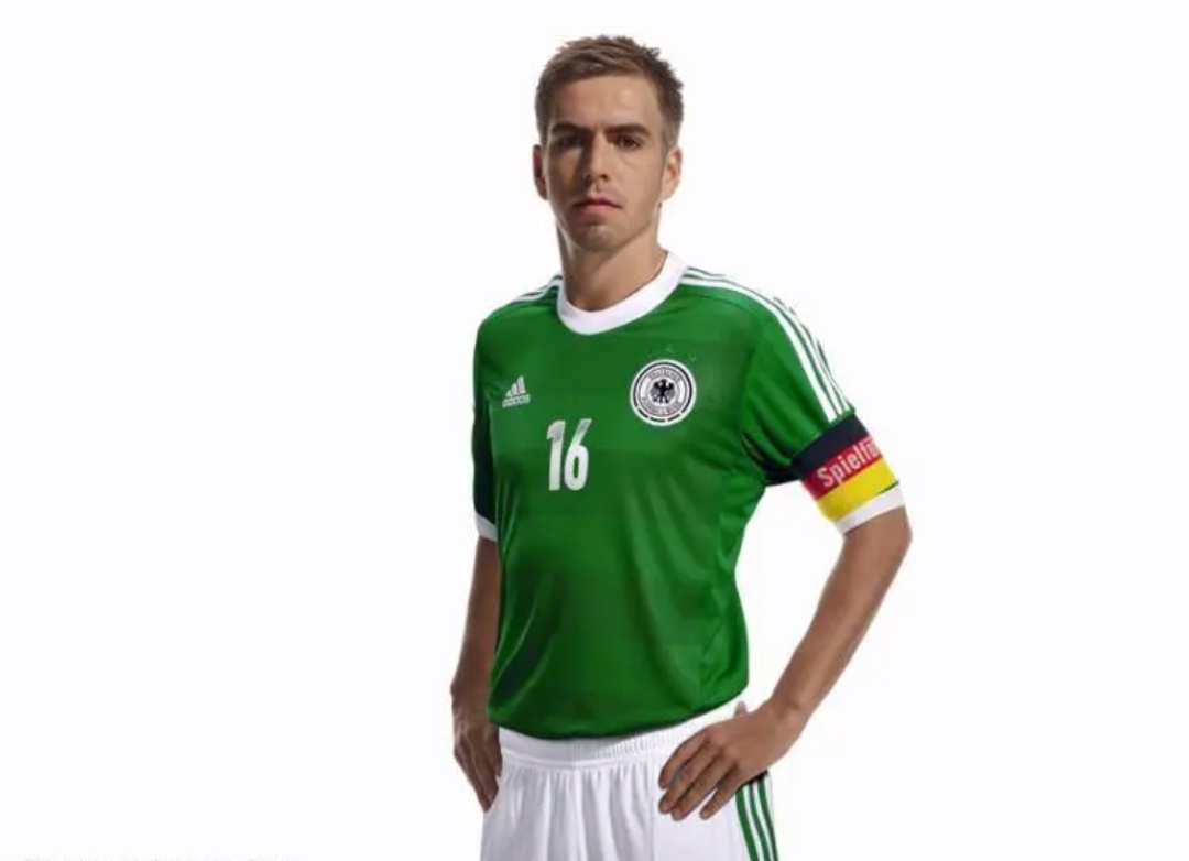 2014德国队主客场球衣,德国队女足历届球衣