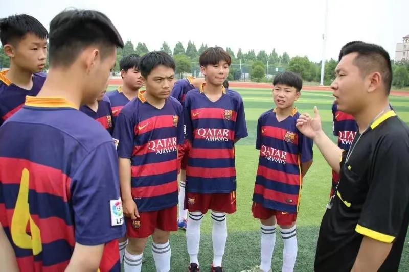 浚县王庄镇一中第七届“校长杯”足球联赛胜利闭幕