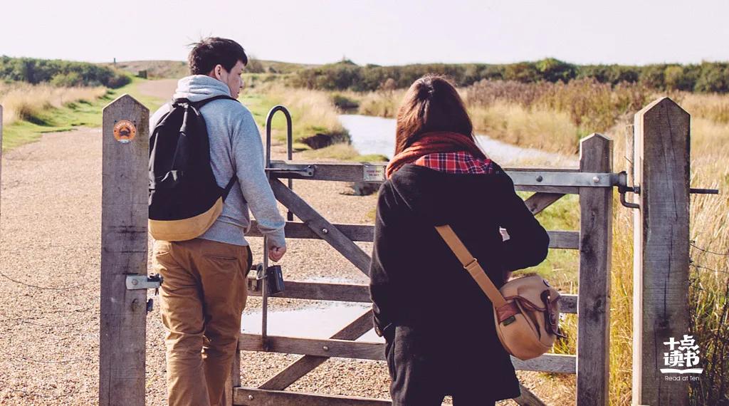 “我打算跟男友同住了”,这位爸爸的回答刷爆全网