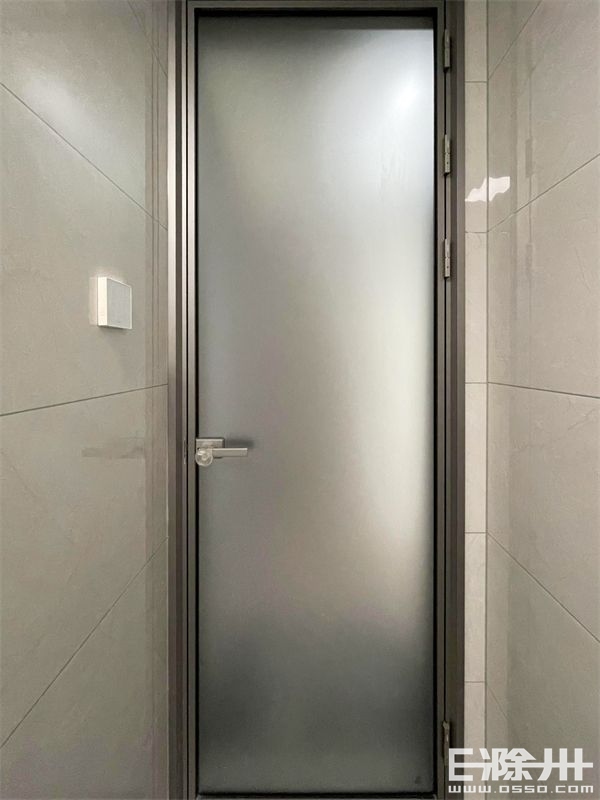 驱车一小时看了一个二十米的古镇,驱车半个小时才到达目的地