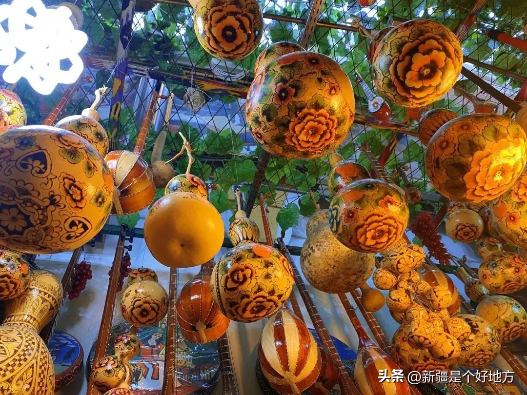 暑假北疆旅游攻略详细,五一适合去南疆还是北疆