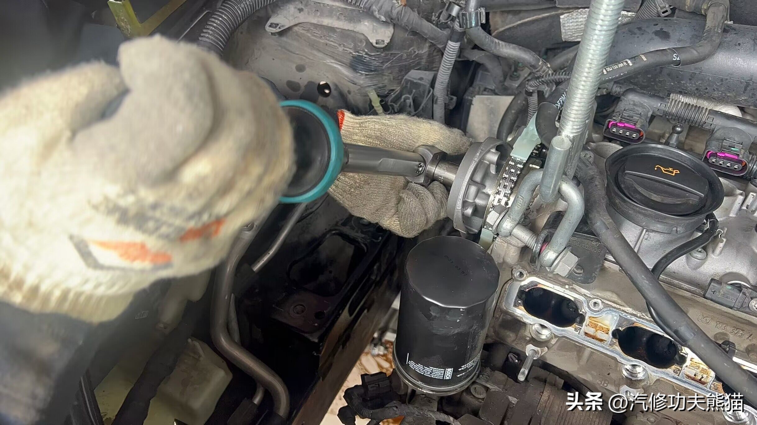 2017款大众迈腾10万公里烧机油,十年的迈腾怎么样后期维修费用