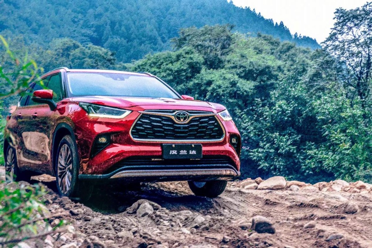 全新汉兰达第四代黑武士,全新第四代汉兰达2021款试驾