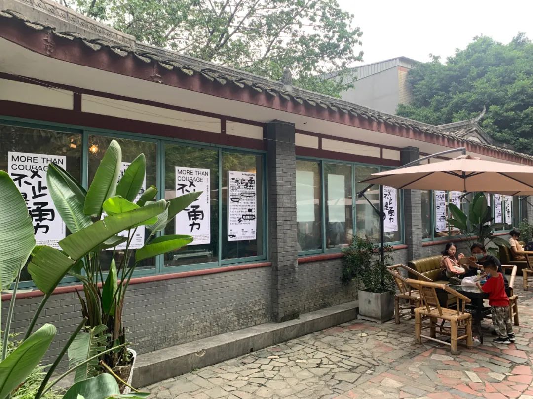 收什么废品能月入过万,兼职捡废品一个月能挣多少