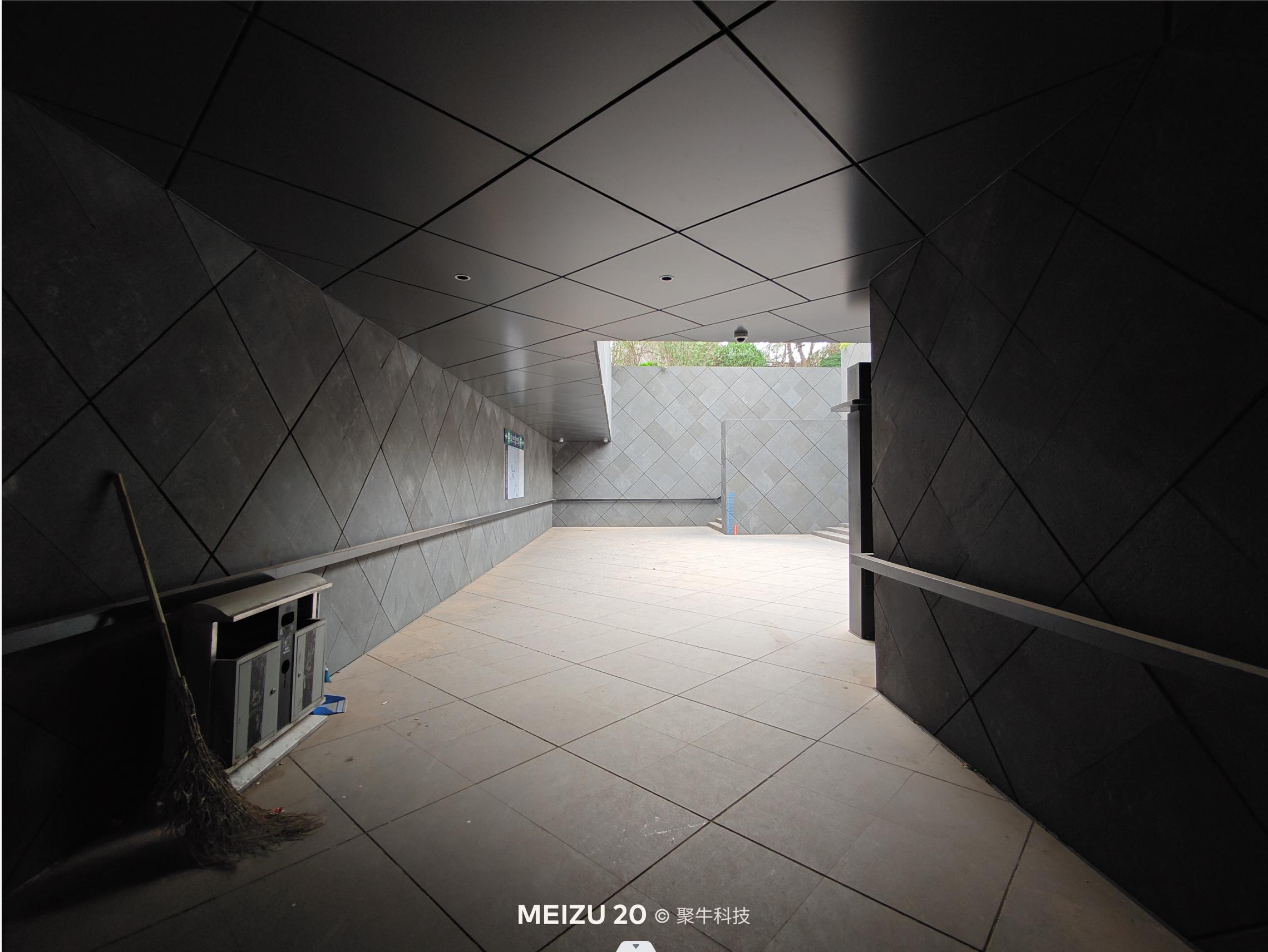 魅族20classic和魅族20差异,魅族20标准版有什么缺点