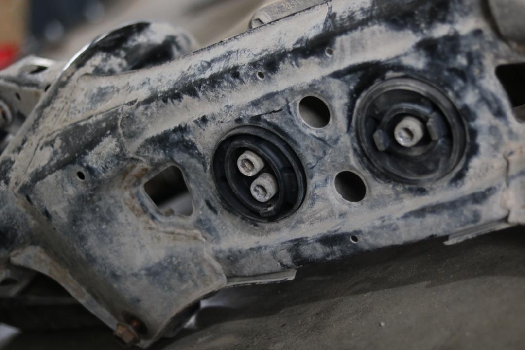 皇冠3.0经典老车翻新复活视频,13代皇冠全车翻新泉州地区