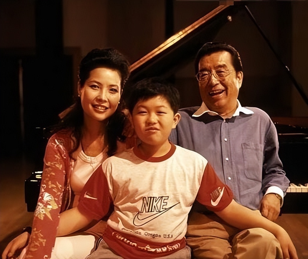 李双江之子李天一目前近况,李双江之子李天一最近近况