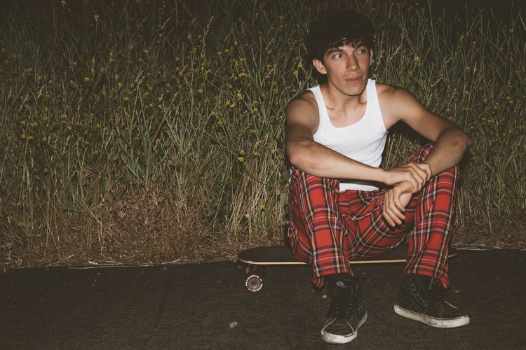 心理学一个人越固执会有2个特征,心理学聪明的人反而不幸福