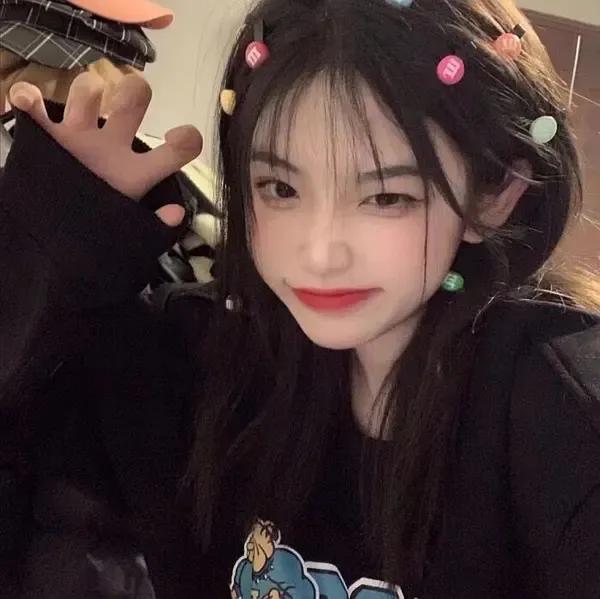 美少女谁会不爱水蜜桃甜妹呢