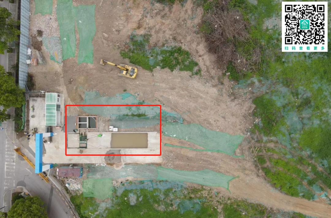 太危险！业主和渣土车“共用”出入口！骨灰盘荒废20年后重启，难