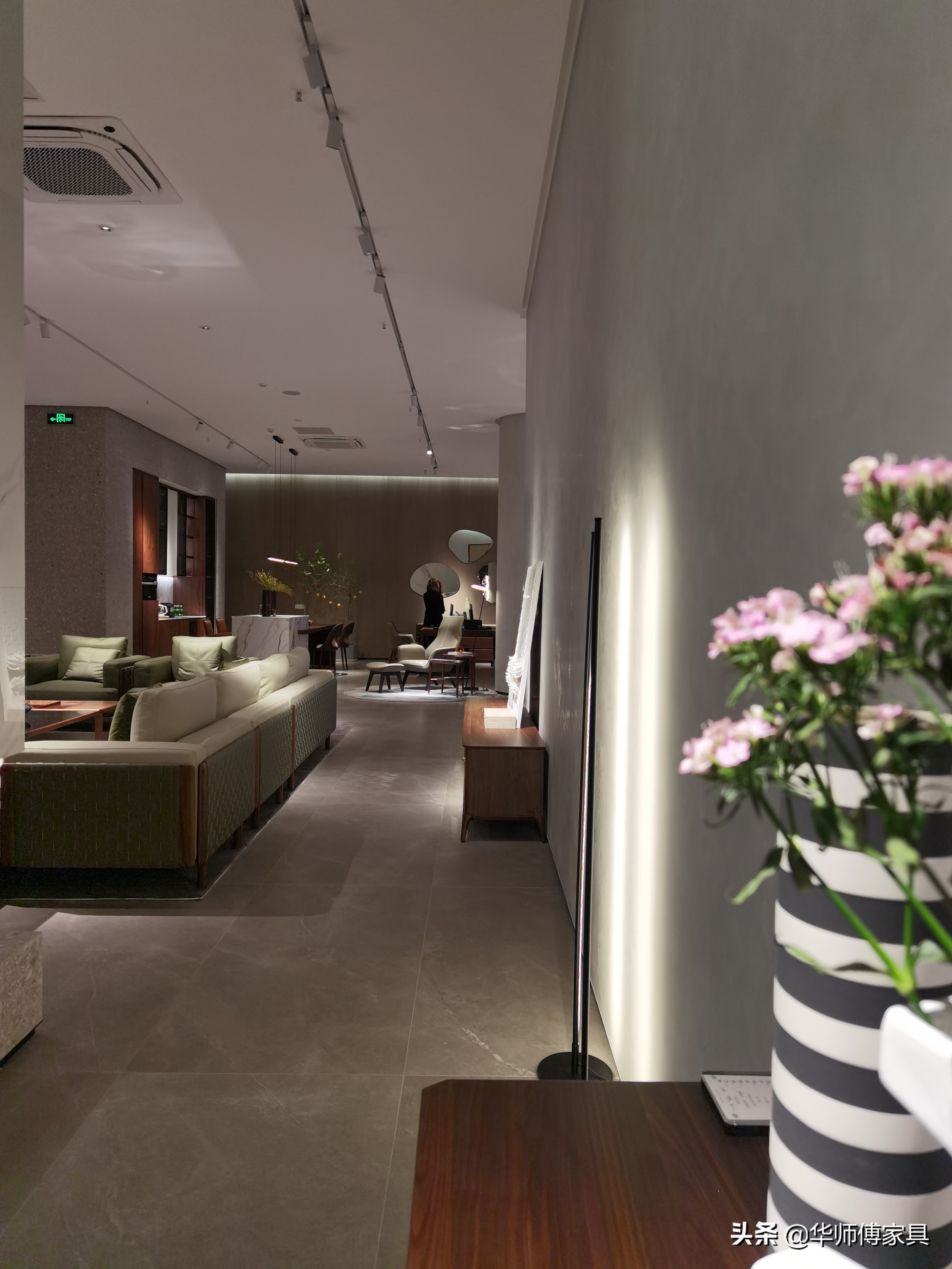 华师傅家具中式,华师傅家居广州