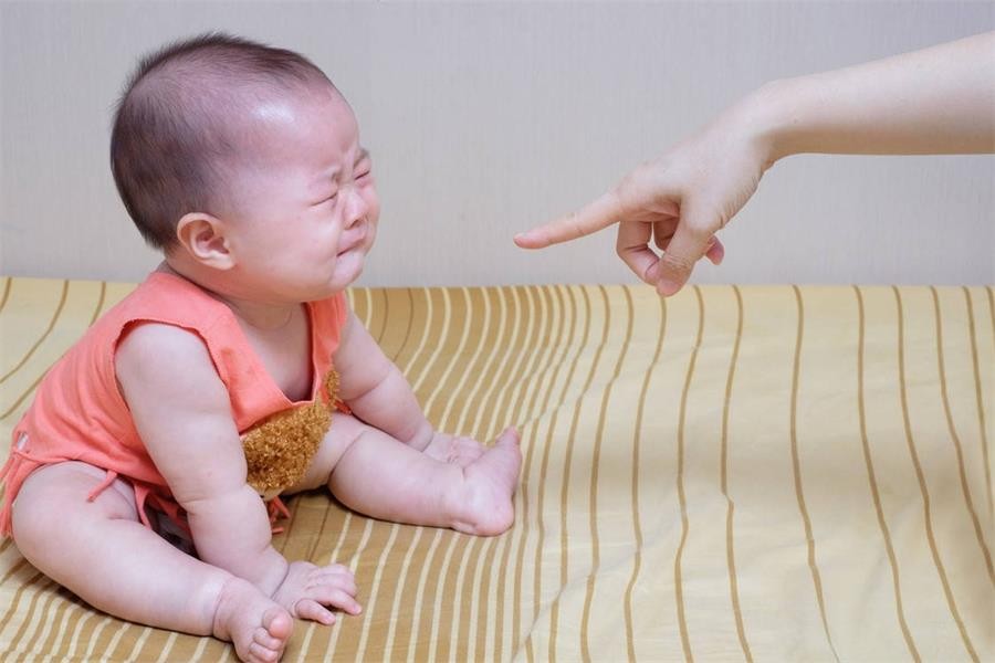 怎样缓解宝宝分离的焦虑,怎么缓解孩子分离焦虑妈妈去上班