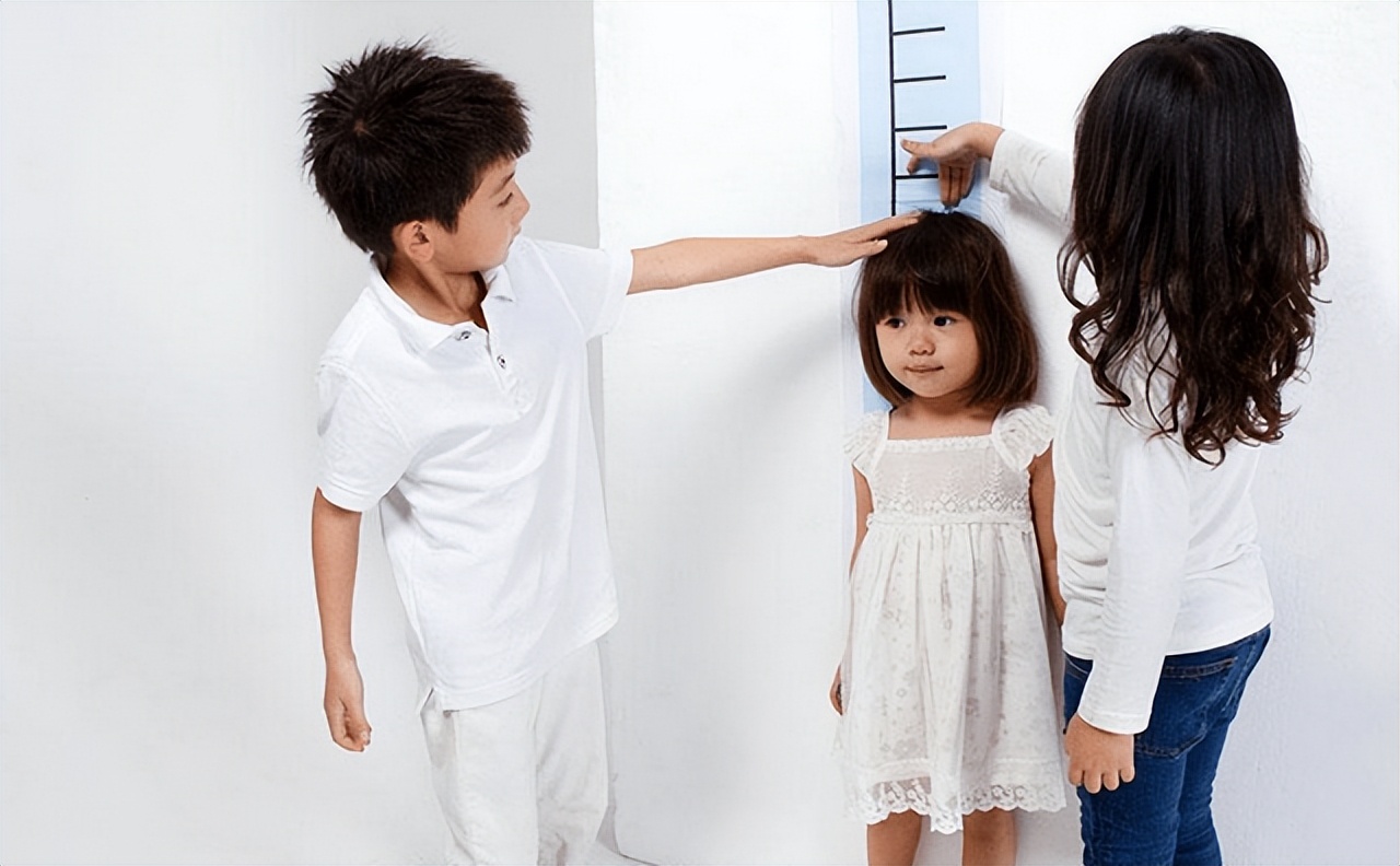 身高标准表2022儿童最终身高,儿童标准身高表你家孩子达标了吗