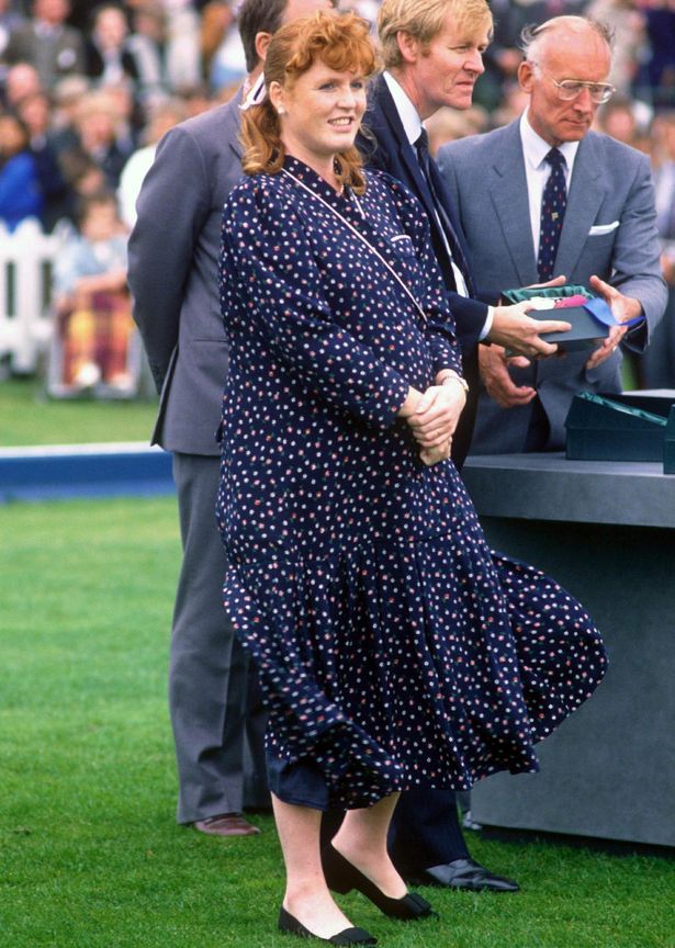 英媒曝梅根王妃曾出轨,前英国王妃梅根