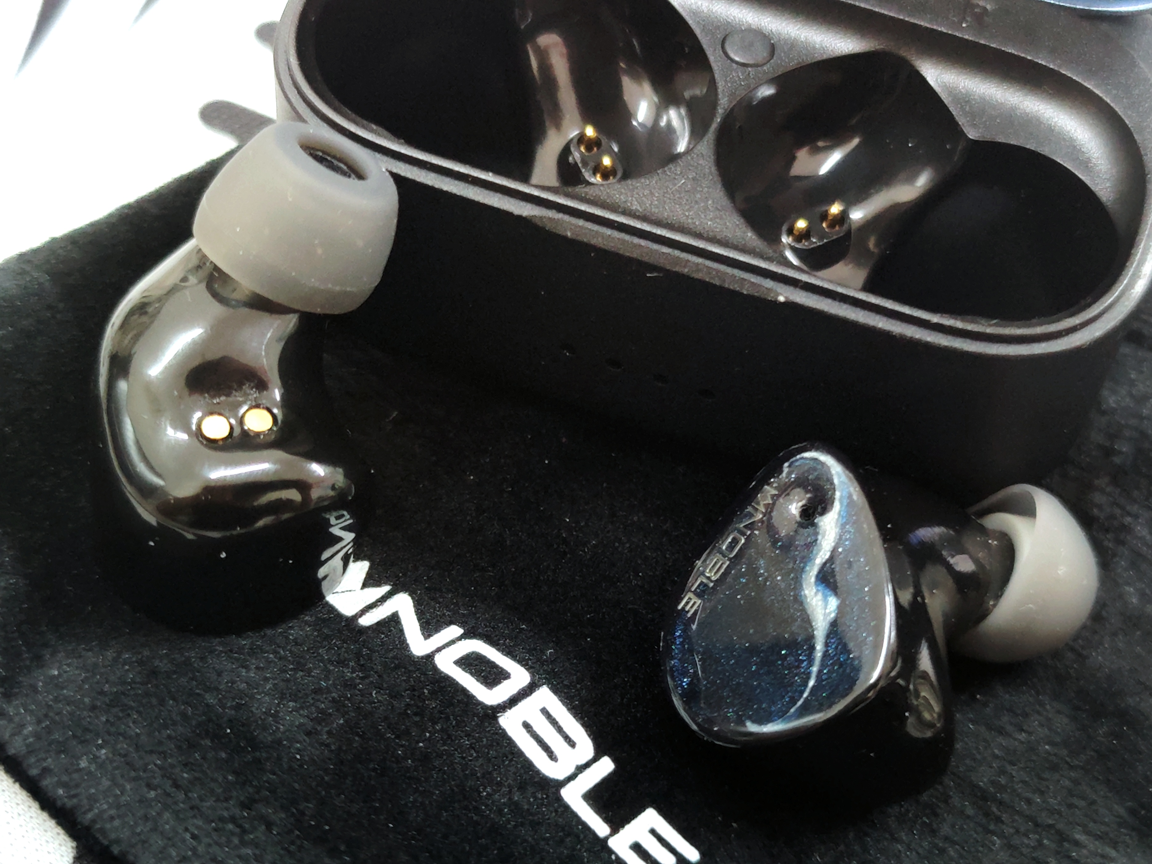 Tws磁吸蓝牙耳机评测,tws空气传导蓝牙耳机