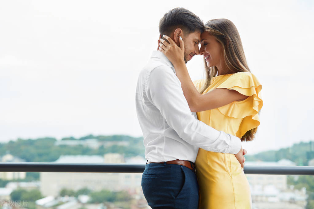 男人爱你入骨才会有这5种表现,男人爱你入骨才会有这三种表现