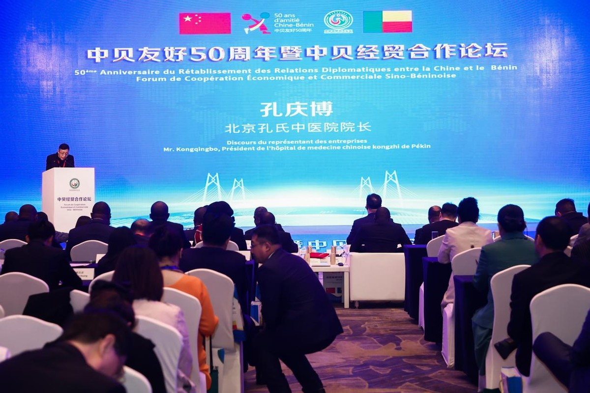 涓礉缁忚锤璁哄潧,涓礉缁忚锤鍚堜綔璁哄潧