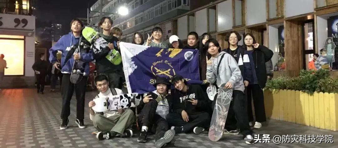 灏忓鐢熷弬瑙傞槻鐏惧噺鐏炬暀鑲查,鍙傝闃茬伨鍑忕伨鏁欒偛棣嗙殑鎰熷彈