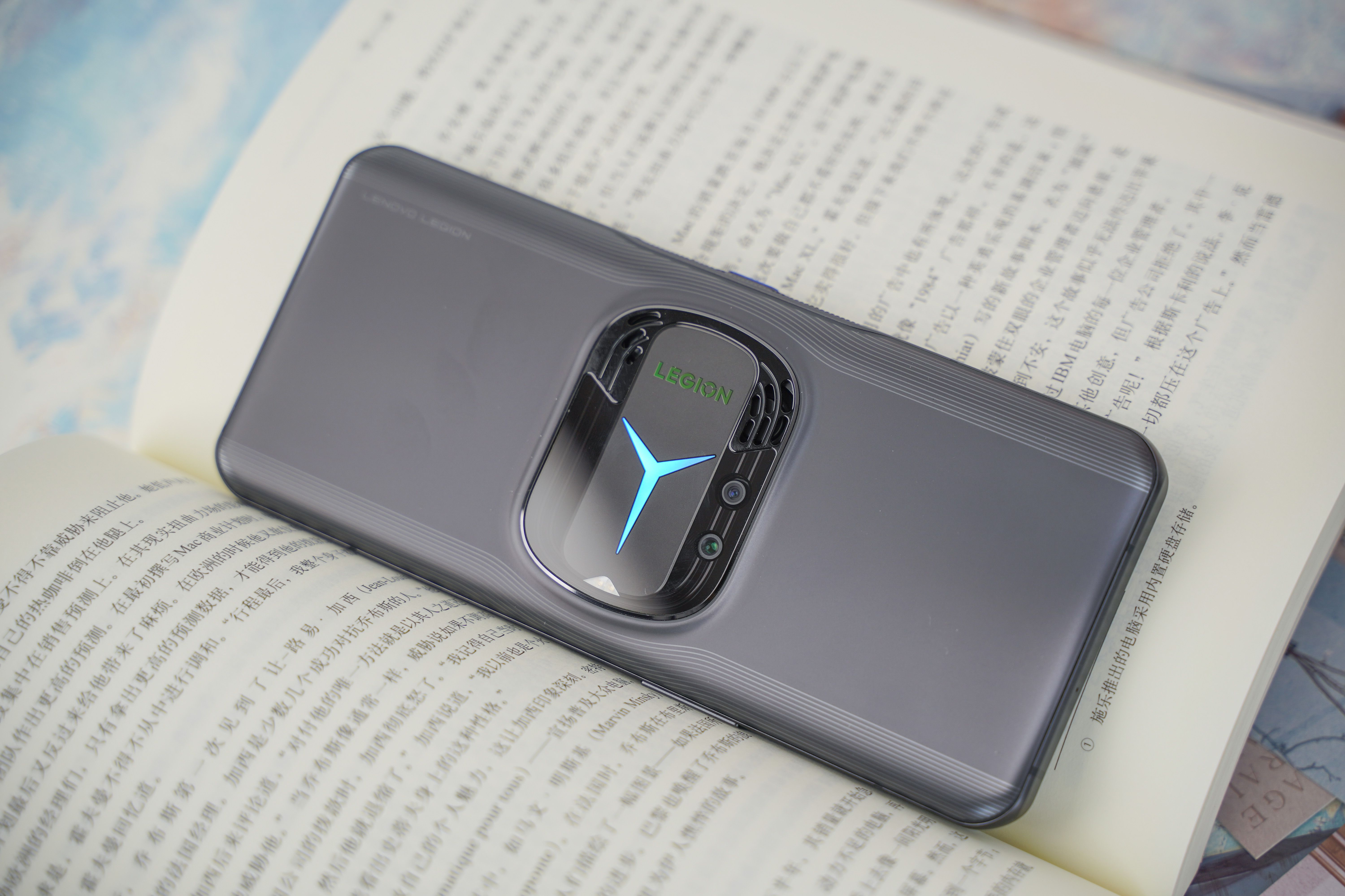 联想拯救者y90玩游戏发烫吗,联想拯救者y90有屏幕压感吗