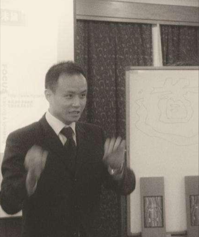 乐嘉成长经历过程,乐嘉失败的经历