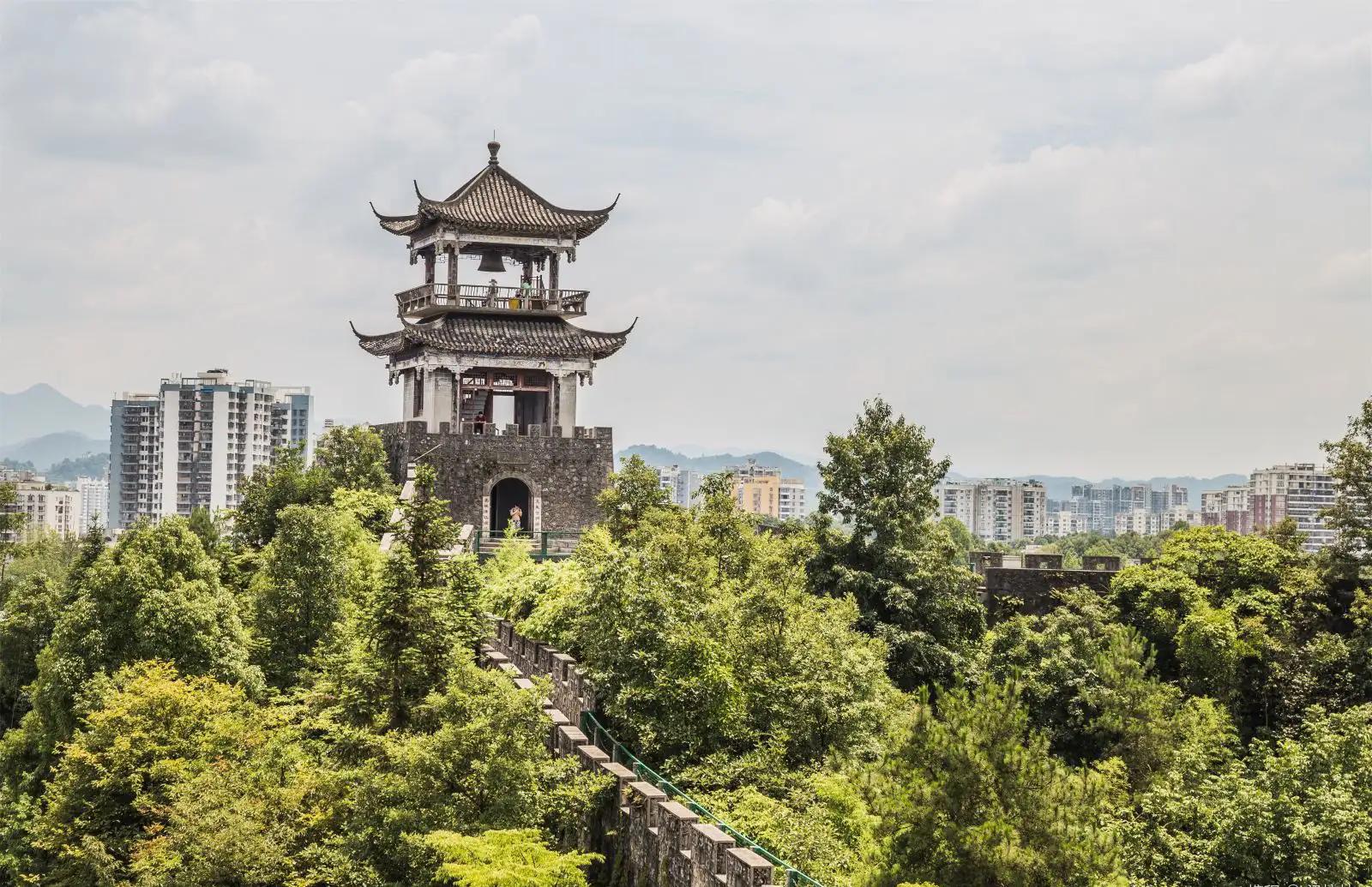 西安到恩施自驾沿途哪些旅游景点,恩施哪个景点不用爬山的路线好走