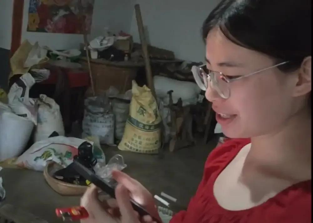 被拐女孩程颖现状,西安被拐女孩程颖上网寻亲生爸妈