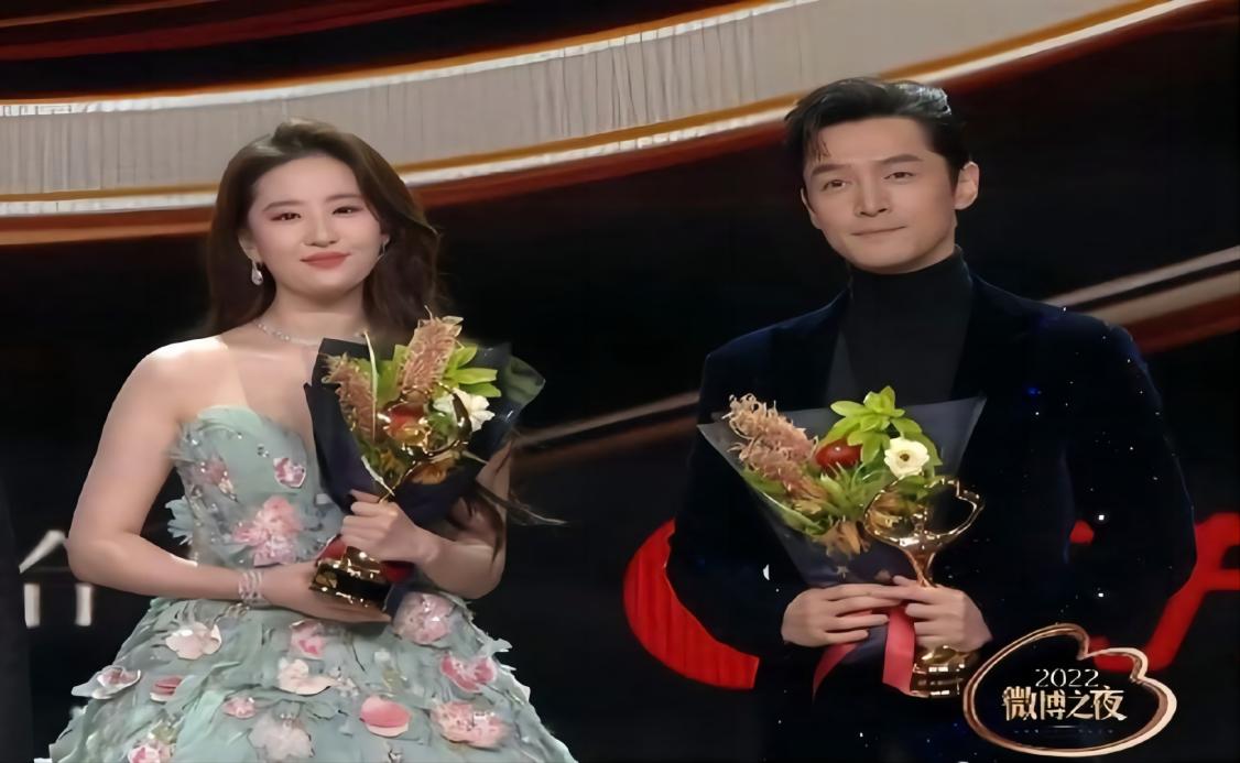 微博之夜各明星镜头,微博之夜成明星照妖镜