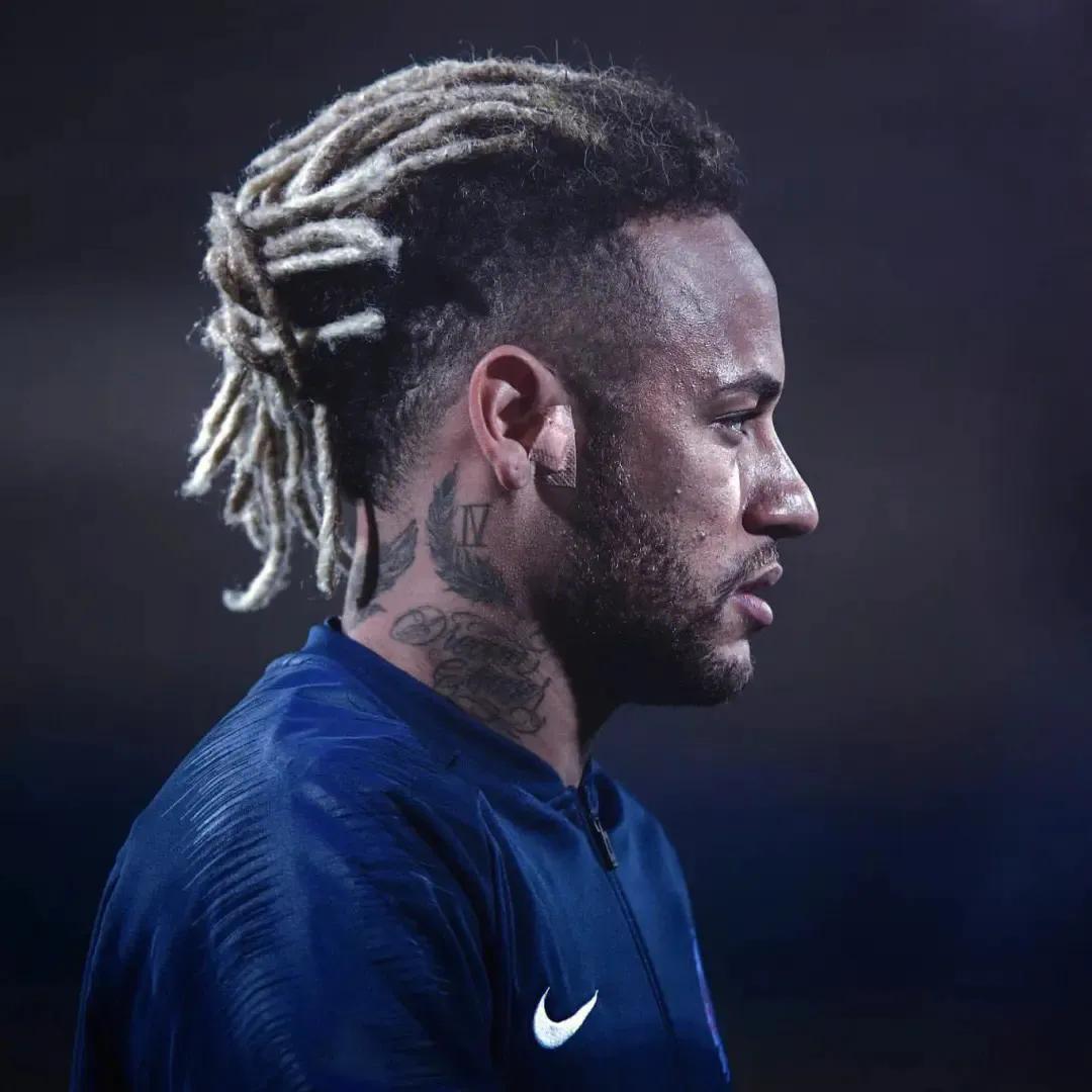 世界杯好看的球员,世界杯经典发型