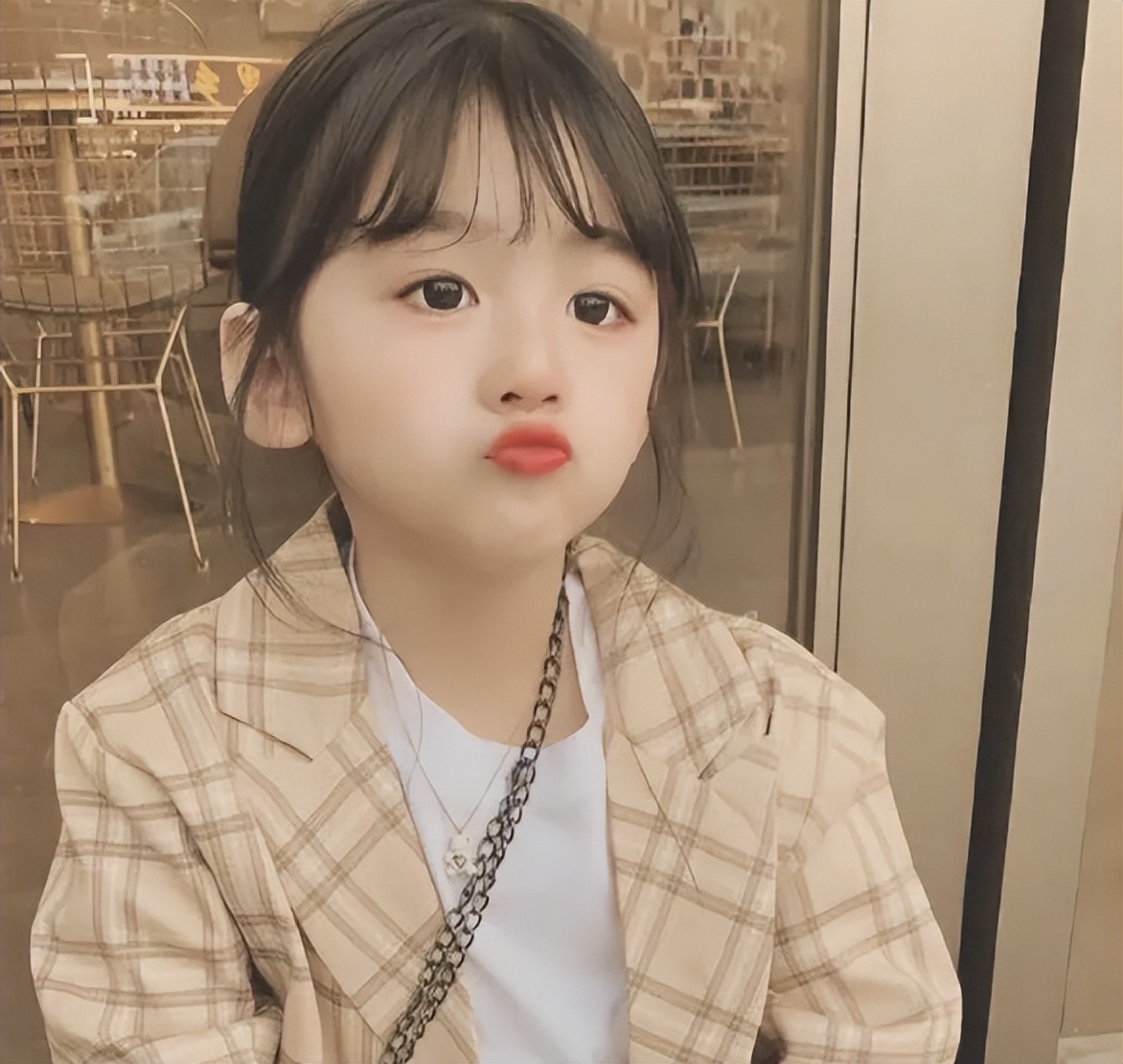 宝宝嘴裂了抹点什么,宝宝嘴巴裂了