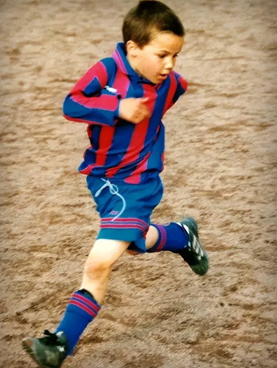 足坛明星小孩,足坛球星萌娃视频