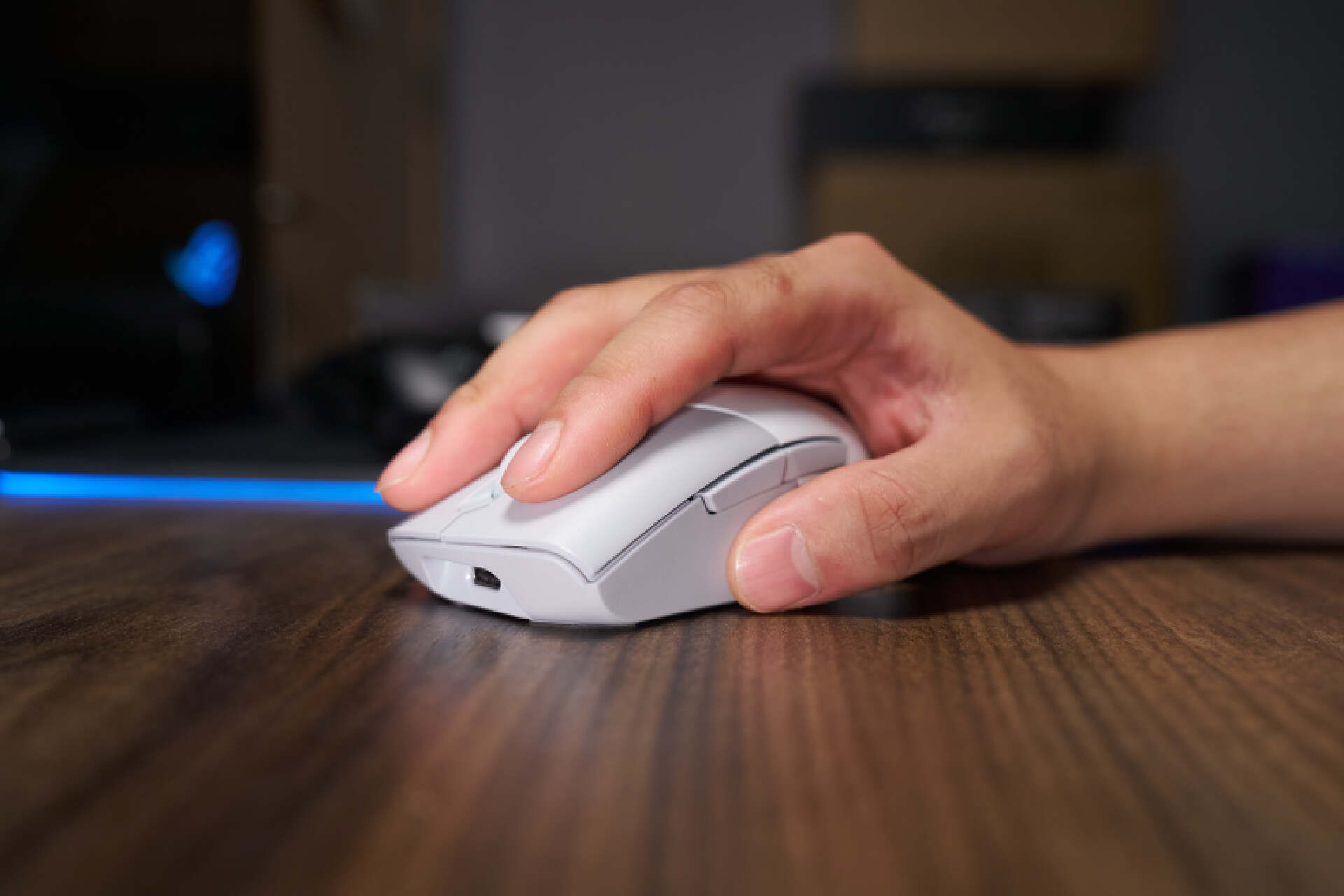 便宜鼠标和电竞鼠标外观对比,精选五款无线鼠标百元性价比之选