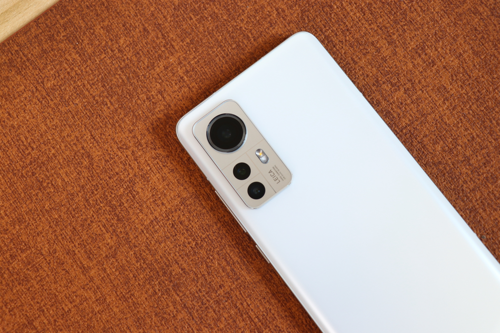 雷军：小孩子才做选择题，两款换着用