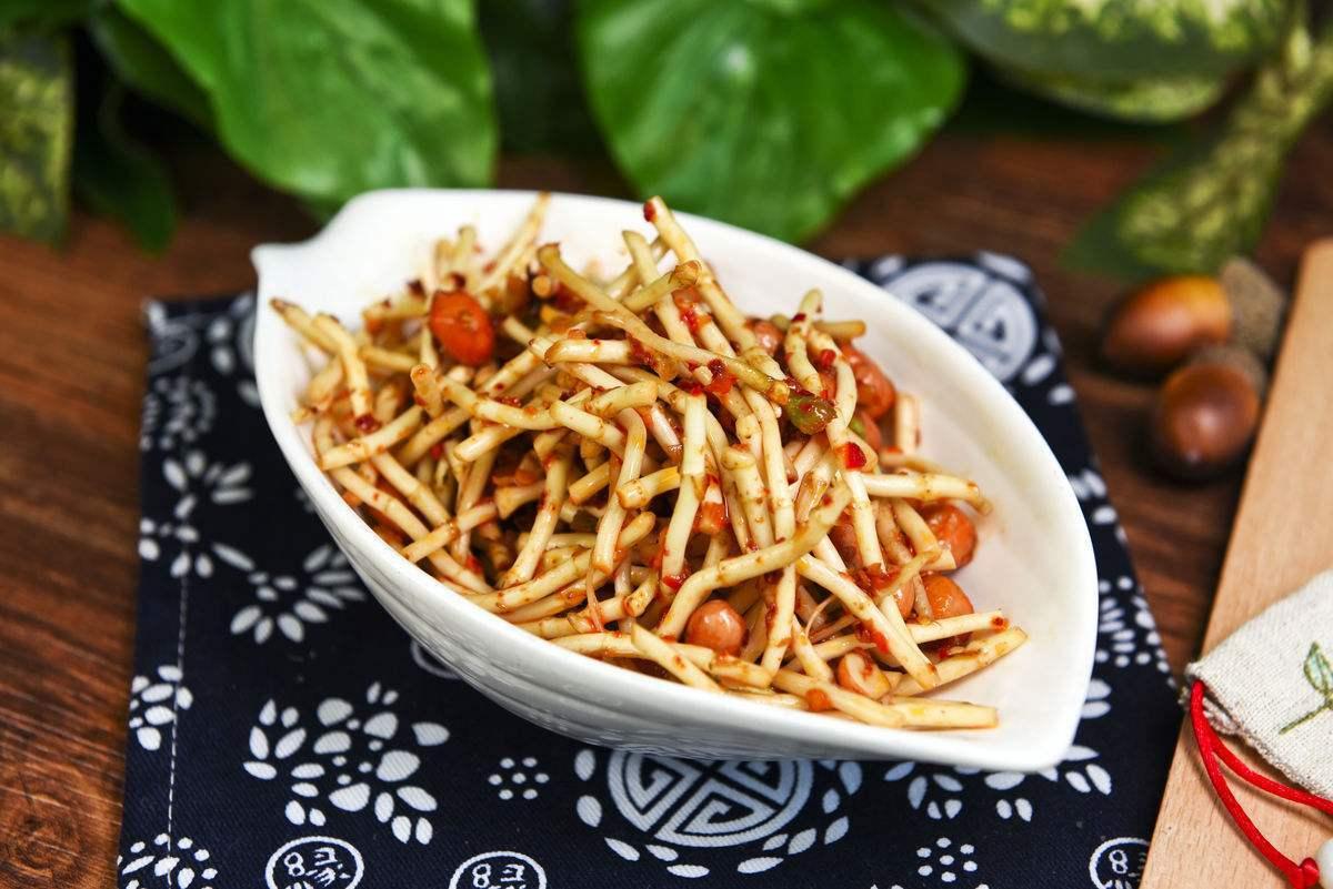 为什么说鱼腥草是害人草,鱼腥草是害人草还是养生草