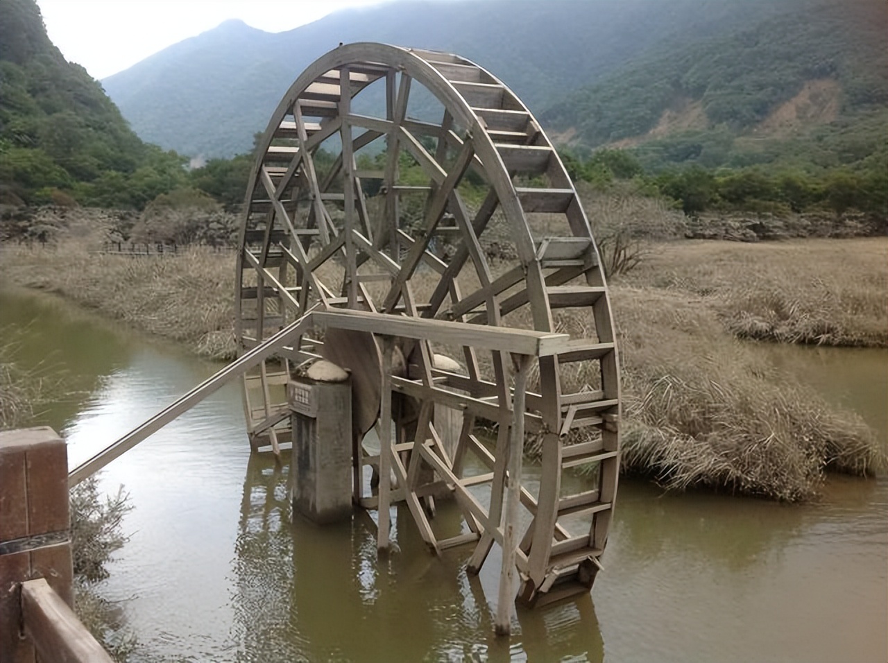 堪称千古绝对的3副对联,堪称千古一帝的对联