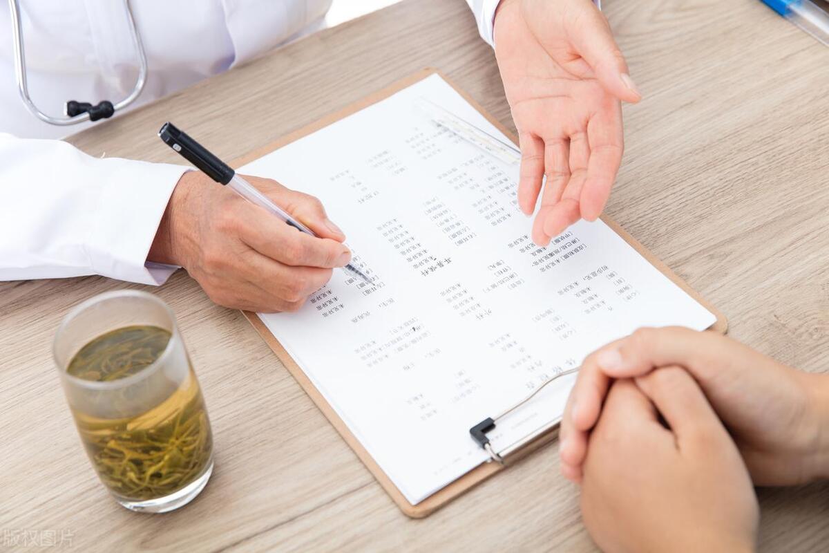 你真的注意过自己的身体吗？身上这两个部位发白，会“小病不断”